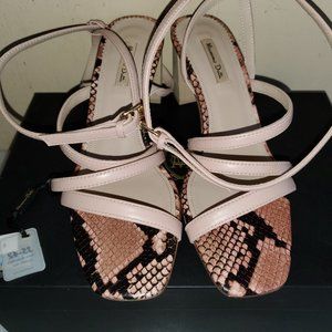 NIB -- Massimo Dutti Tan Snakeskin